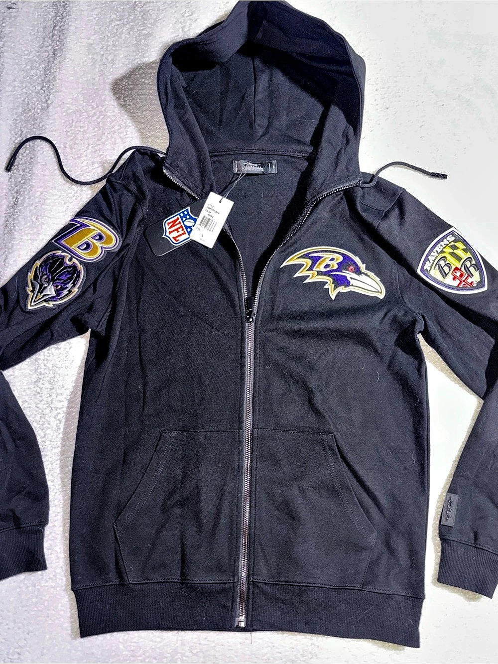 NWT Men’s Baltimore Ravens Pro Standard Luxury Collection Hoodie